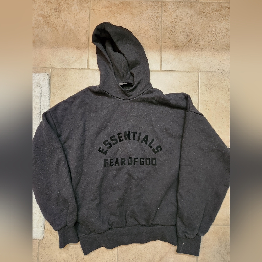2 PIECES Fear Of God Essentials Hoodie & Crewneck